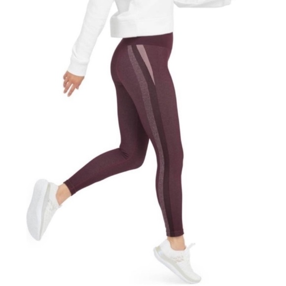 SPANX Pants - SPANX•Look At Me Now Leggings•Jammy Plum•Size Small